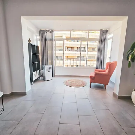 Charming Steps From Marbellas Downtown Pass The Keys Apartment *